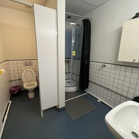 Office House Services 655 Vandrarhem *