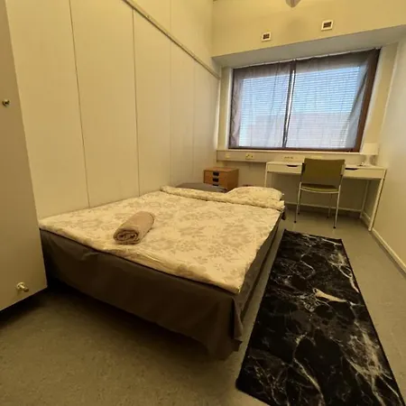 Office House Services 655 Hostel *