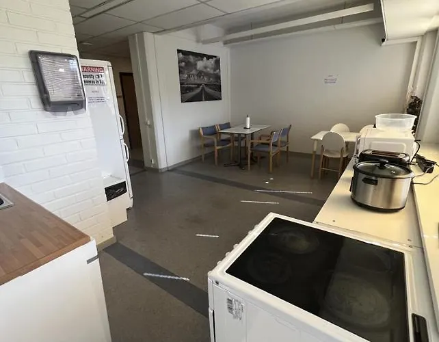 Office House Services 655 Helsinky